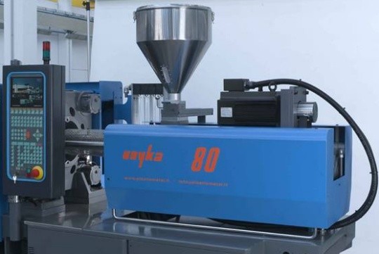 low tonnage NPM injection moulding machine