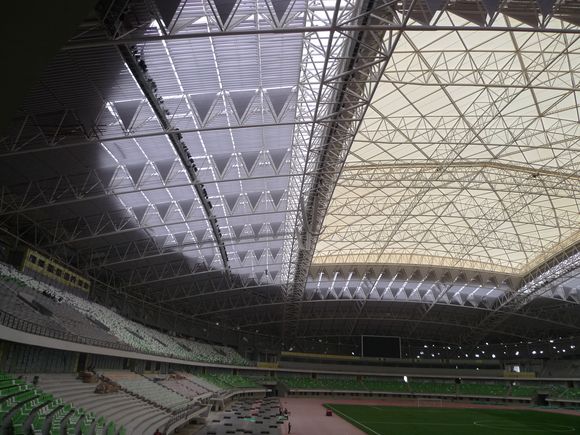 Basotect G+ provides effective sound insulation for China’s largest retractable sports stadium roof 