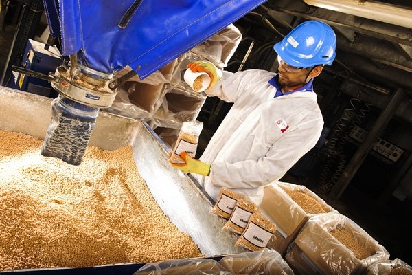 Azelis to represent Robinson Brothers in Germany for rubber applications