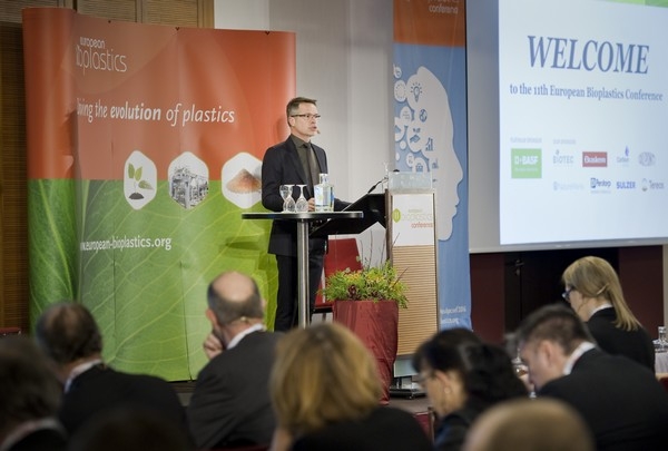 Global bioplastics production capacities continue to grow despite low oil price
