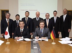 KraussMaffei and Toshiba have signed cooperation agreement