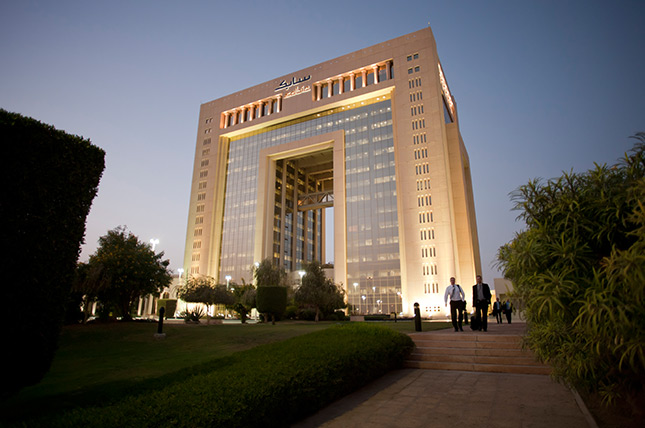 Aramco completes its acquisition of a 70% stake in Sabic from the PIF