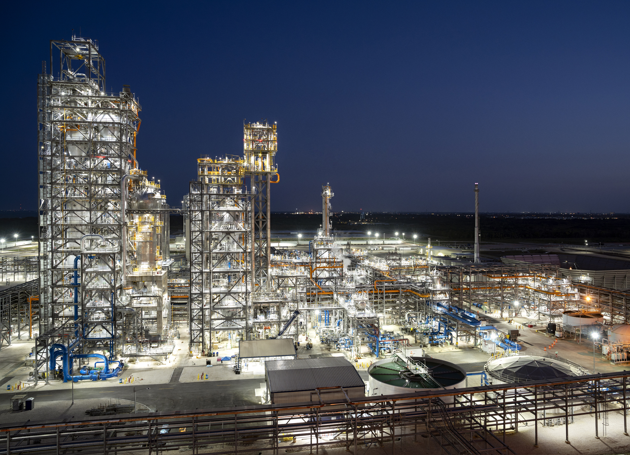 night-view-of-baystar-bay-3-pe-plant-in-pasadena-texas-c-baystar