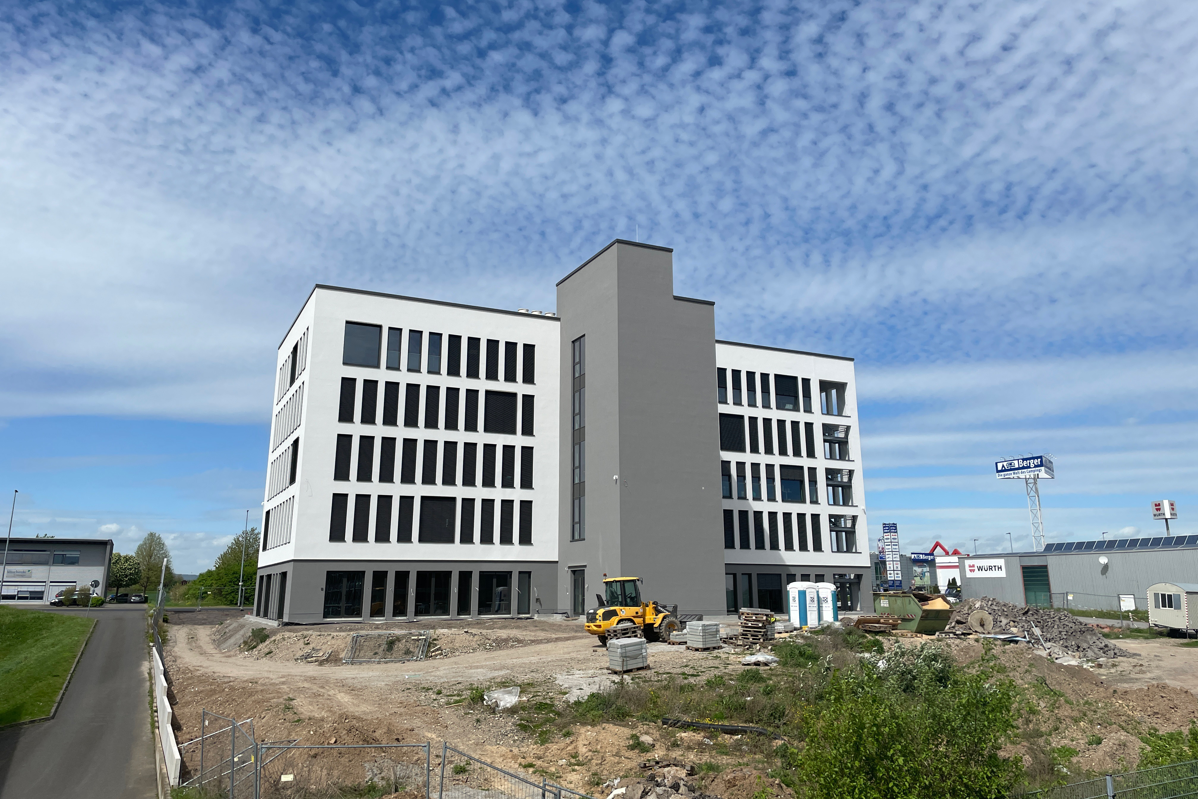 newbuilding