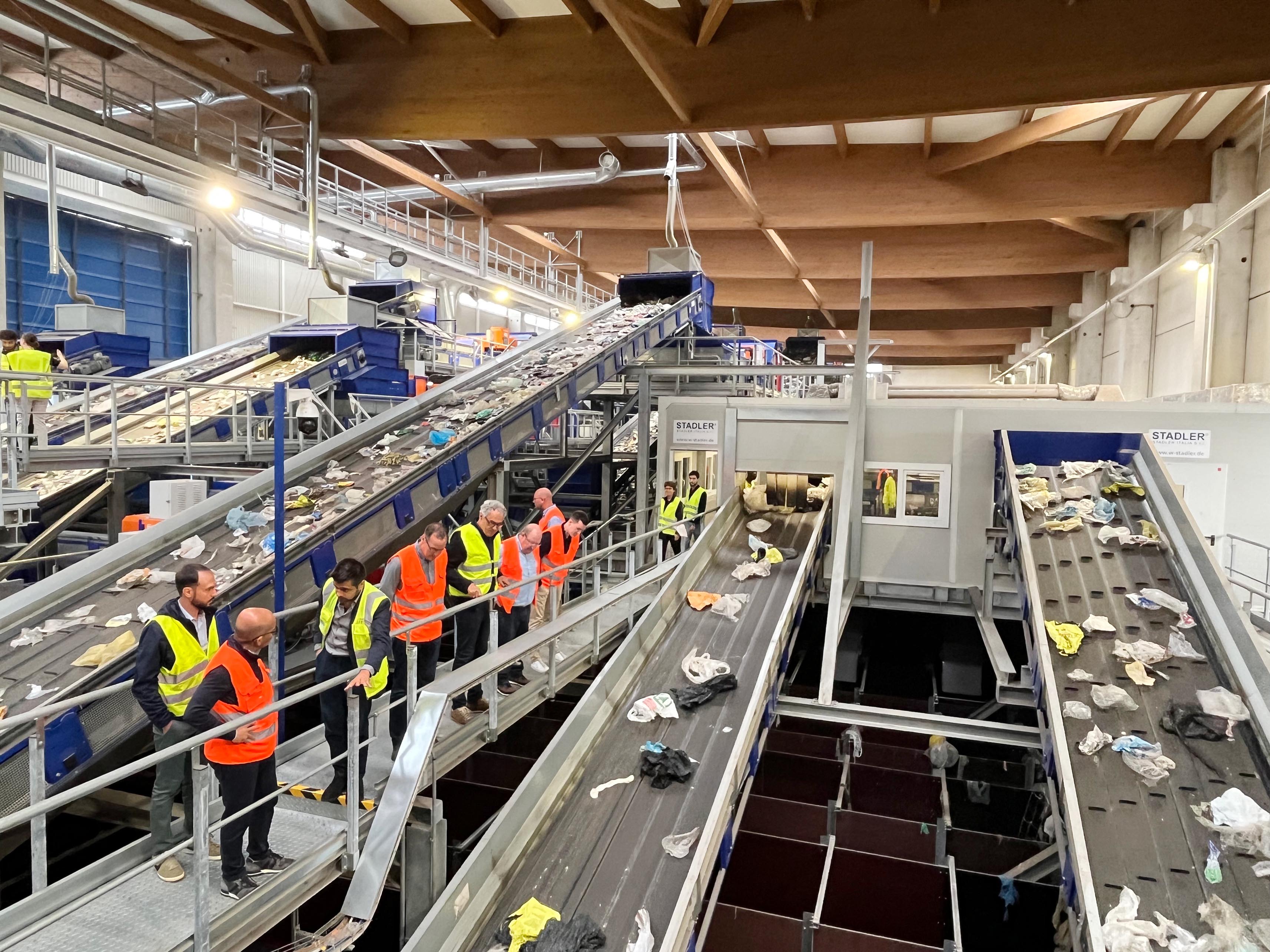 photo-02-circular-plastic-sorting-plant-in-itlay-turin-designed-and-built-by-stadler