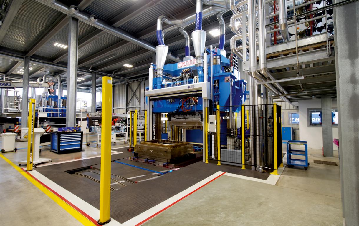 Cannon’s 1200-ton short-stroke compression molding presses for Taylor Engineering & Plastics will be the largest machines supplied by the company to the UK market to date.