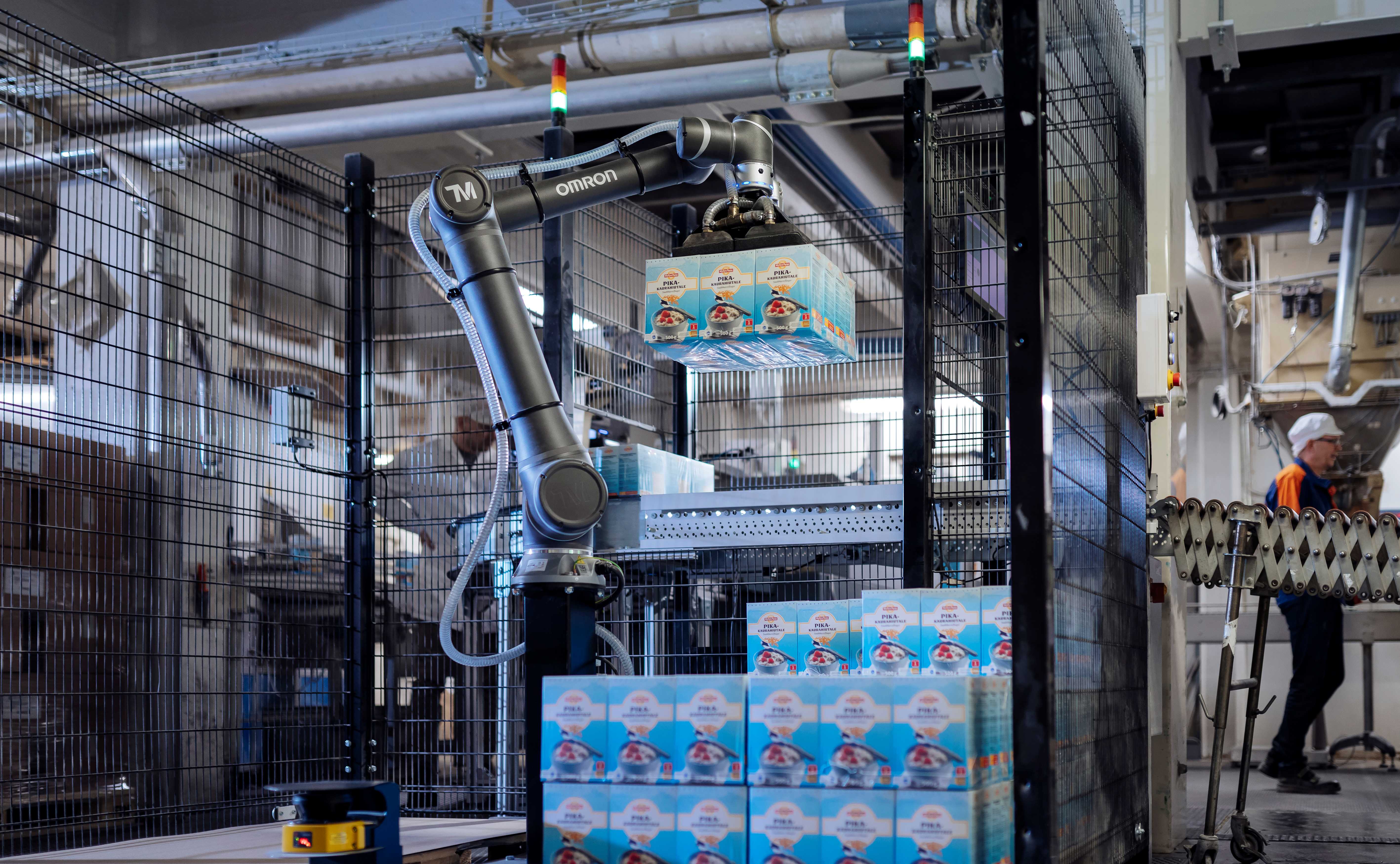 Omron and Dassault Systèmes, collaboration on integrating virtual and physical environments