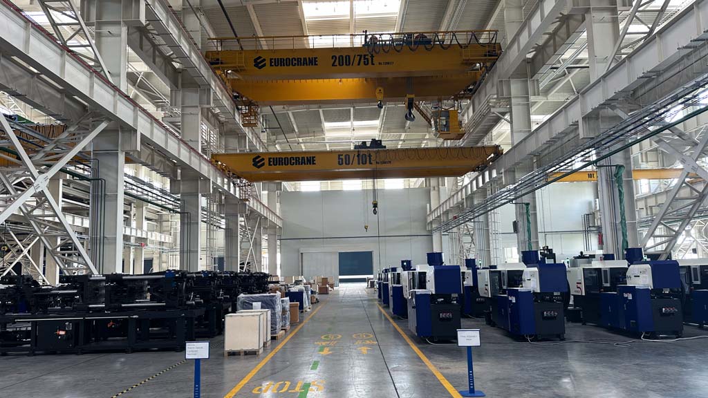 Machine hall at the Haitian Serbia plant