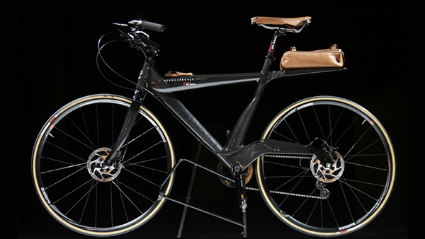 An example of unusual carbon fibre use