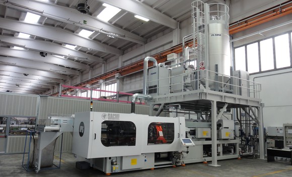 The future of labelling as designed by Sacmi makes its debut at China Brew & Beverage 2012