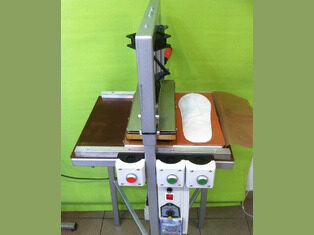 Shape welding machin