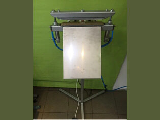 Welder, pneumatic we