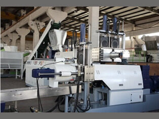 Cascade extruder wit