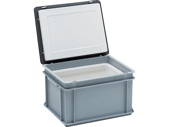 Suitcases thermally...