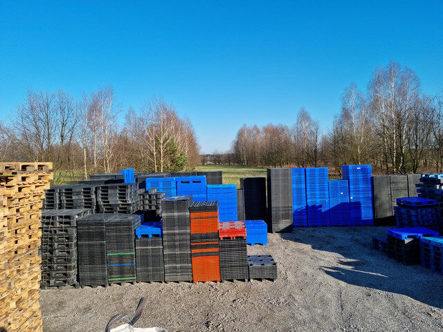 Plastic pallets