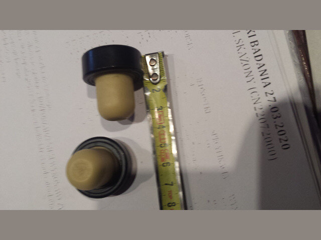 Bottle stoppers