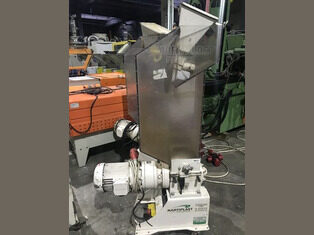 Mill for plastics -...