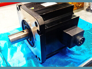 Omron g5 5kw servo m