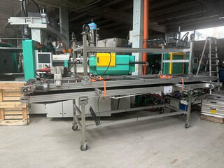 Straight conveyor be