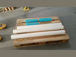 Plastic cores