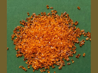 Orange PMMA granules