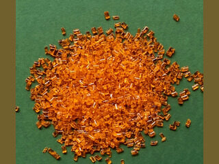 Orange PMMA granules
