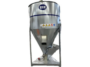 Feed mixer for...