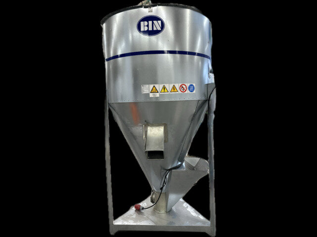 Feed mixer for...