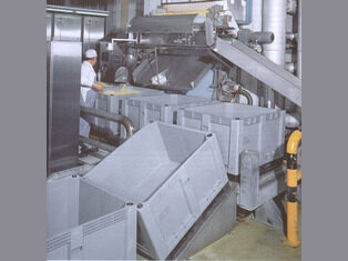 Plastic boxes: indus