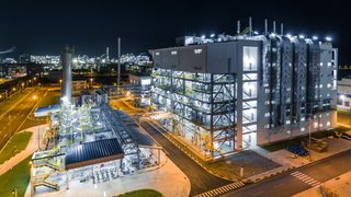  BASF to reshape organiza