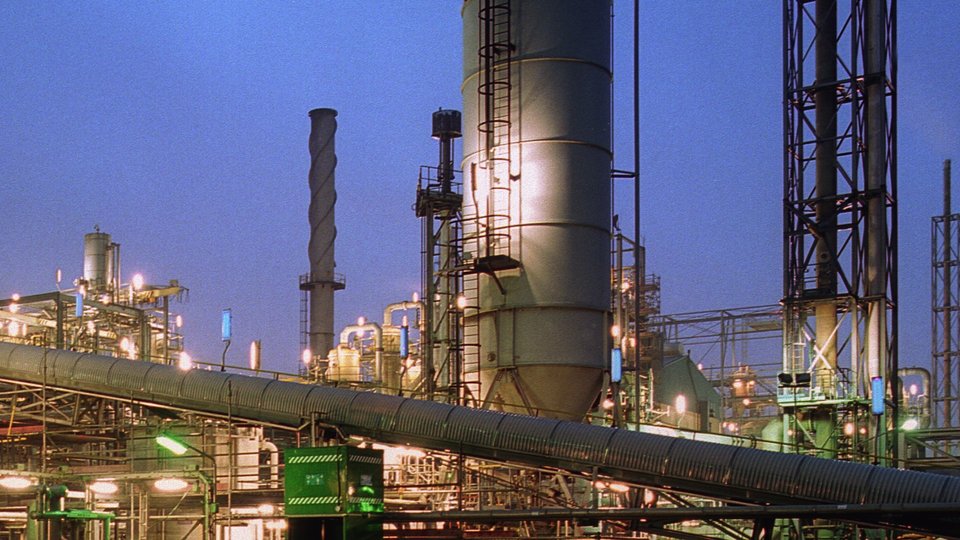 Safic-Alcan extends distribution agreement with Tronox 