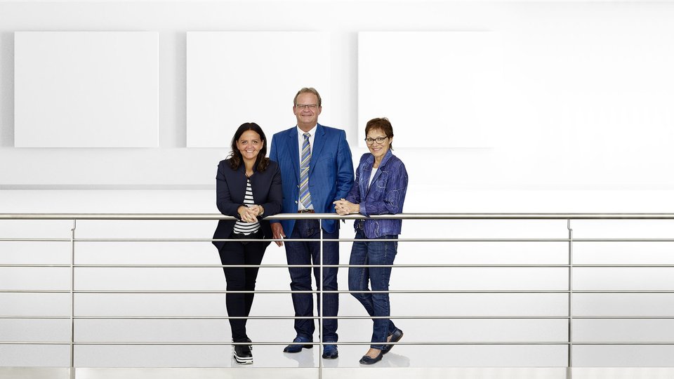 Arburg acquires AMK's Drives & Automation division