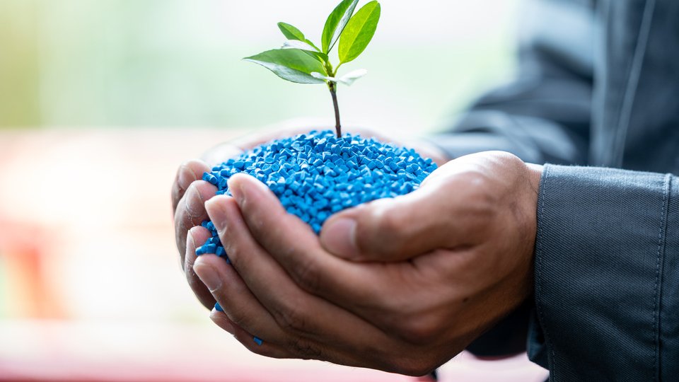 Lanxess: certified carbon footprint for polyamide 6, PBT and glass fibers