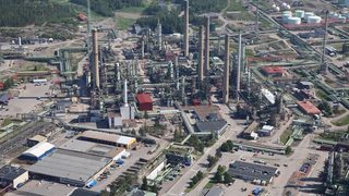 Neste decides to invest i
