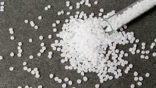 LLDPE prices fall below €