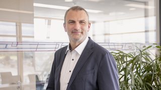 New Sales Management at W