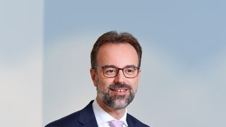 CEO Thomas Gangl to leave