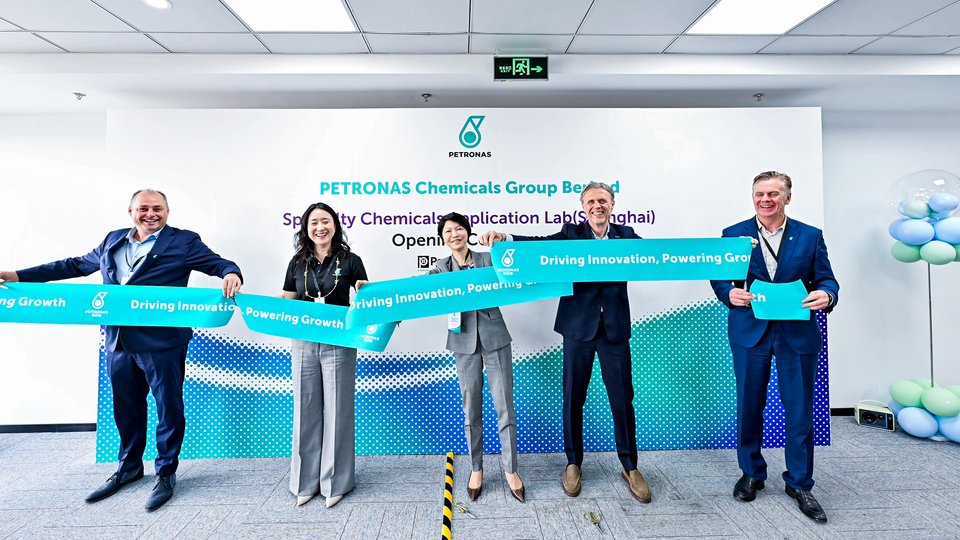 Inauguration of new specialty chemicals laboratory in Shanghai