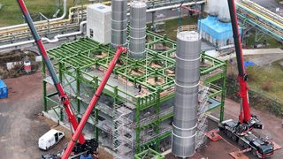 Mammoet supports Topas Ad