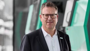 New CEO and expanded mana