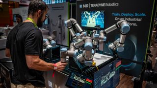 Universal Robots advances