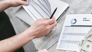 Grupa Azoty agrees debt r