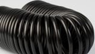 Technical pipes and hoses