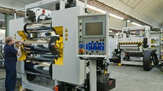 Flexible extruders for th