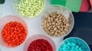New non-phthalate plastic