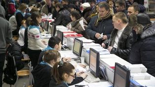  Steady demand despite di